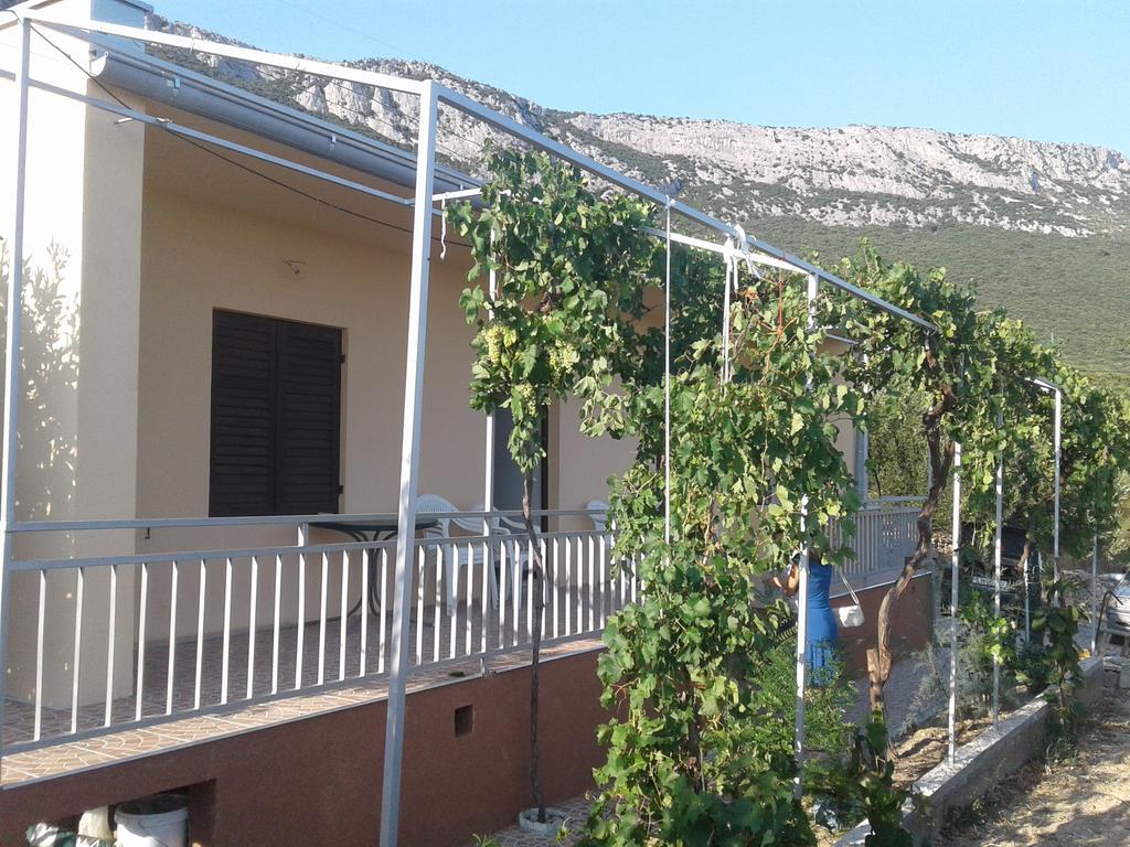 Tor Holiday House Villa Kastela Bagian luar foto