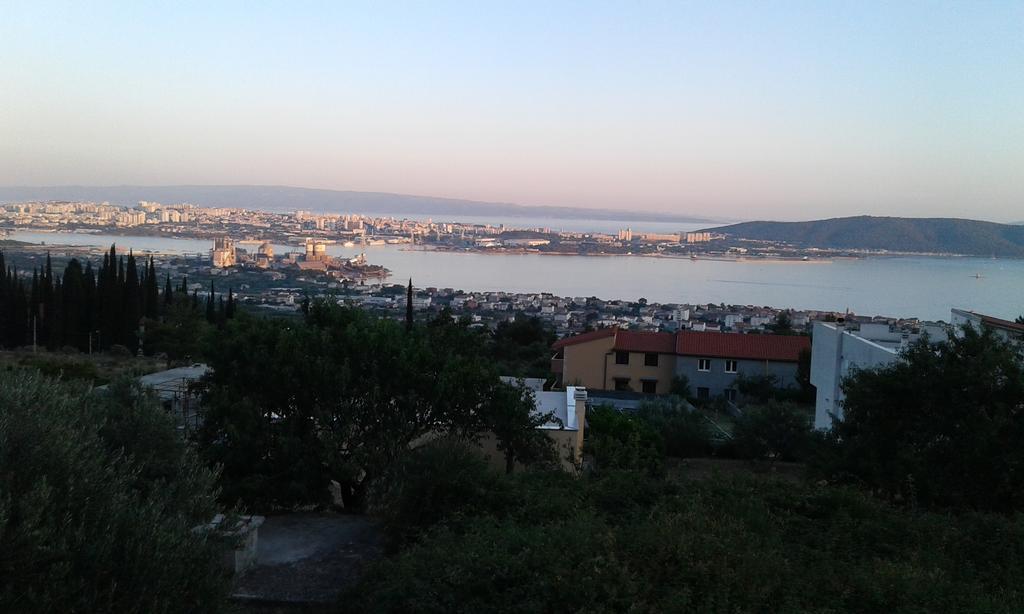 Tor Holiday House Villa Kastela Bagian luar foto