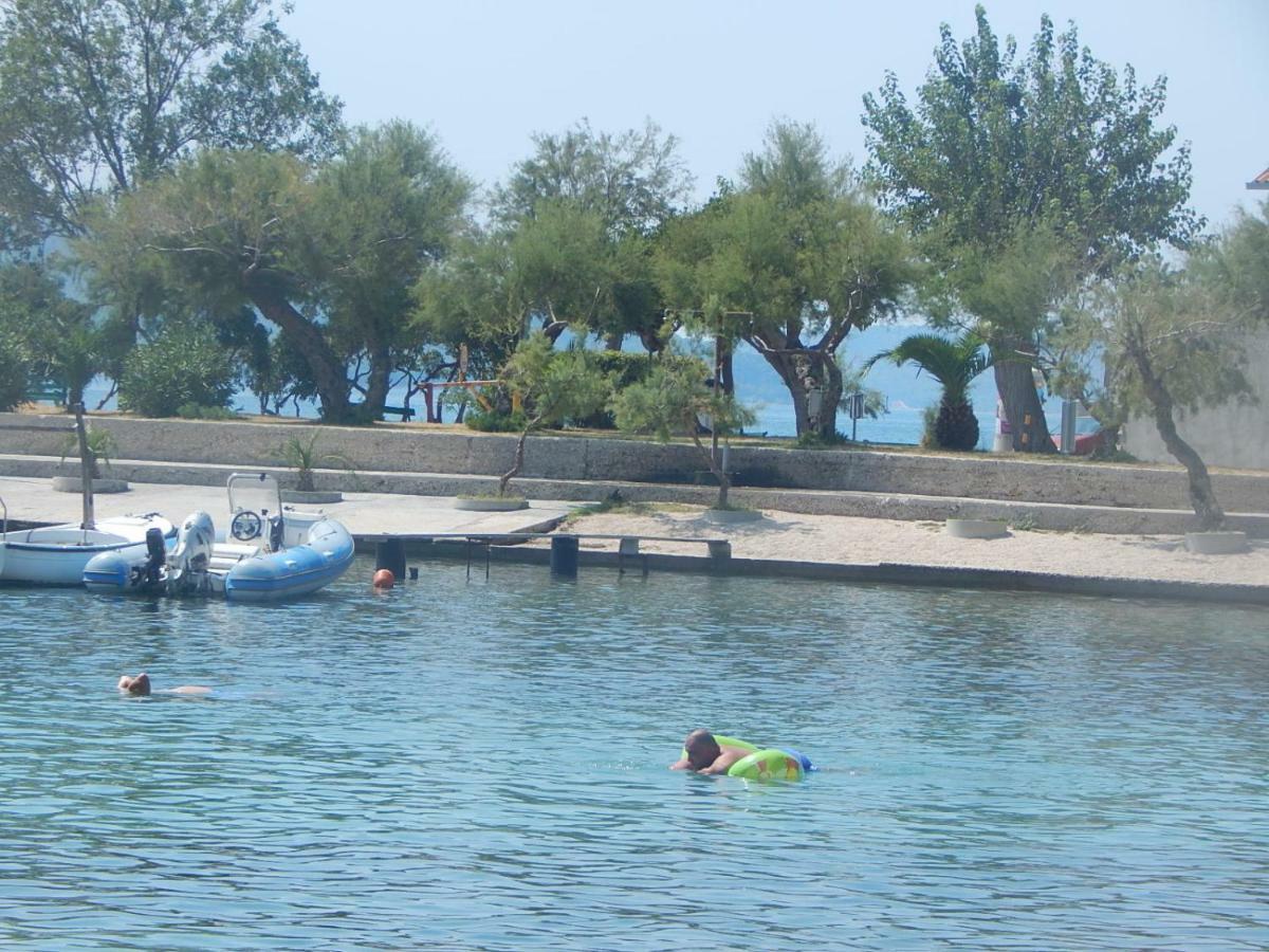 Tor Holiday House Villa Kastela Bagian luar foto